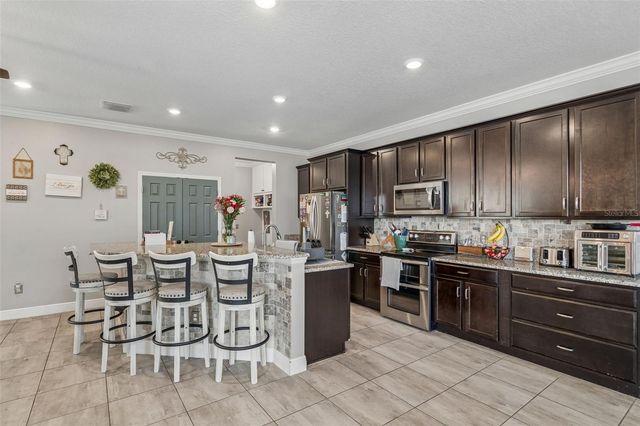 12312 LAKE BLVD, New Port Richey, FL 34655