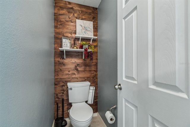 12312 LAKE BLVD, New Port Richey, FL 34655