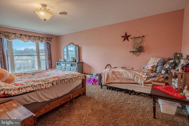 338 CULP RD, Sunbury, PA 17801