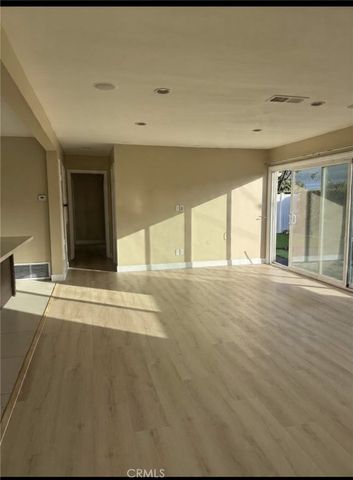 10002 St Stephen, Cypress, CA 90630