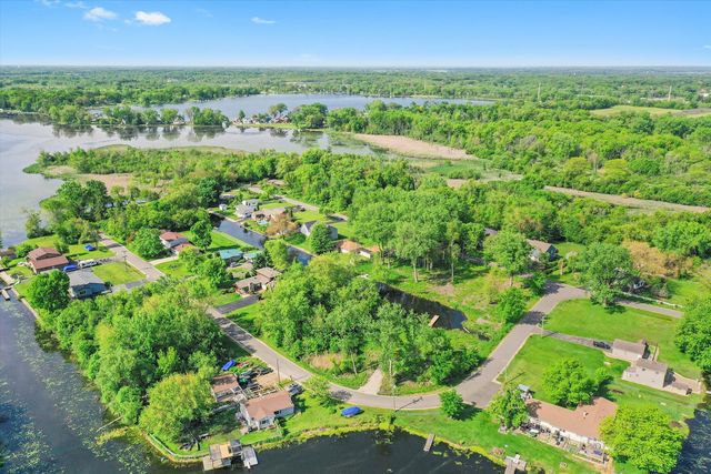 41147 N Lincoln Avenue, Antioch, IL 60002
