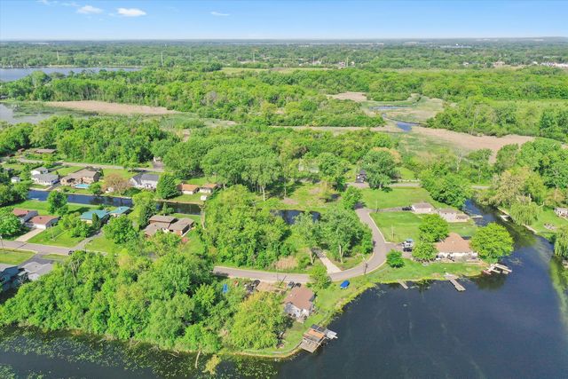 41147 N Lincoln Avenue, Antioch, IL 60002