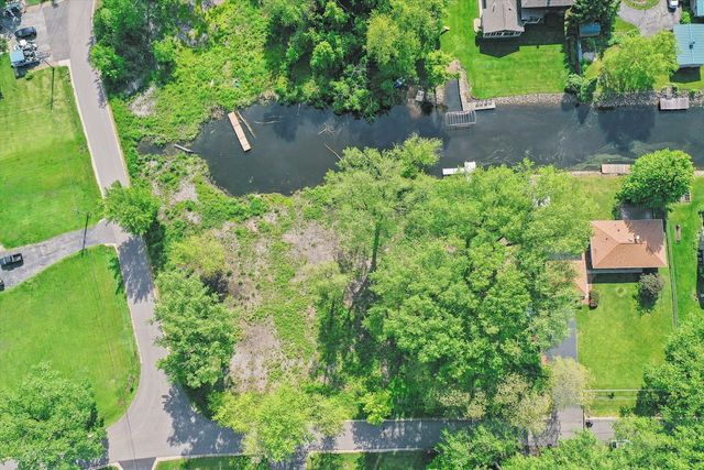 41147 N Lincoln Avenue, Antioch, IL 60002