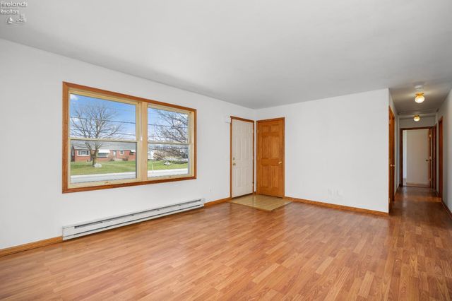 402 Snow Court, Sandusky, OH 44870