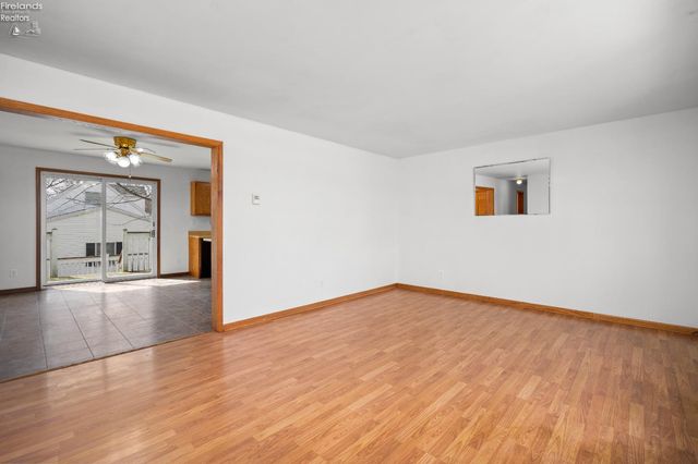 402 Snow Court, Sandusky, OH 44870