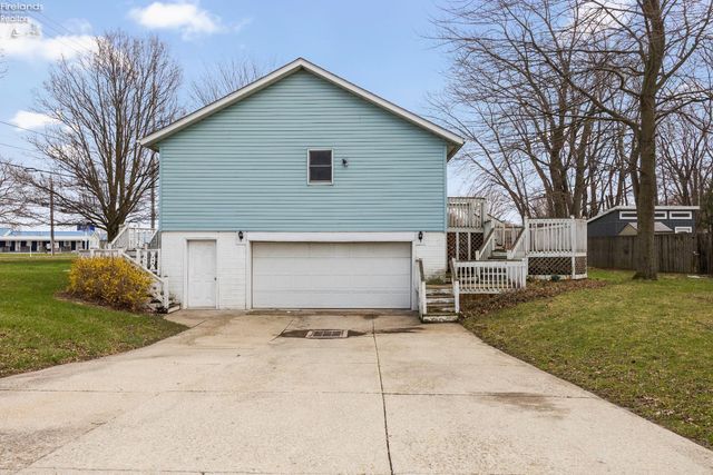 402 Snow Court, Sandusky, OH 44870