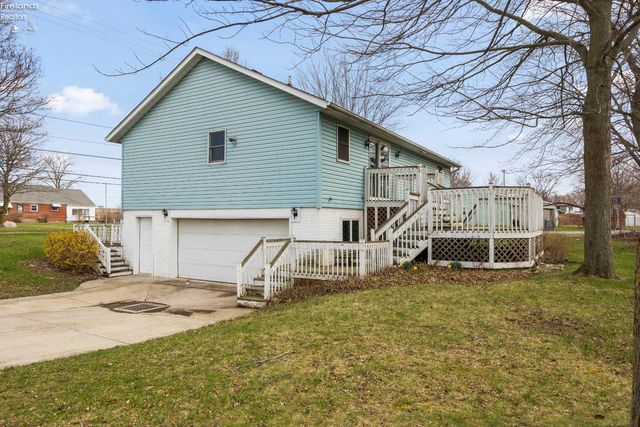 402 Snow Court, Sandusky, OH 44870