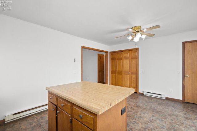 402 Snow Court, Sandusky, OH 44870