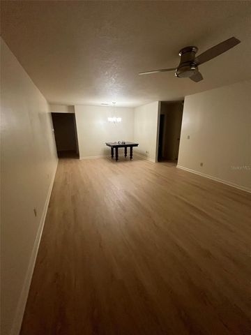 8863 SW 92ND LANE B, Ocala, FL 34481