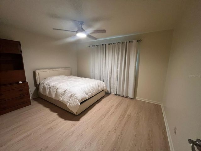 8863 SW 92ND LANE B, Ocala, FL 34481