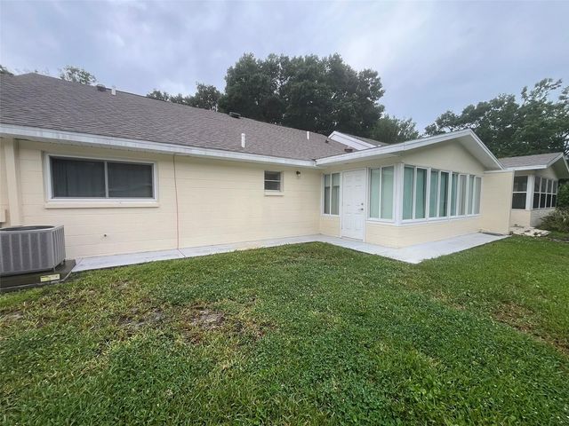 8863 SW 92ND LANE B, Ocala, FL 34481