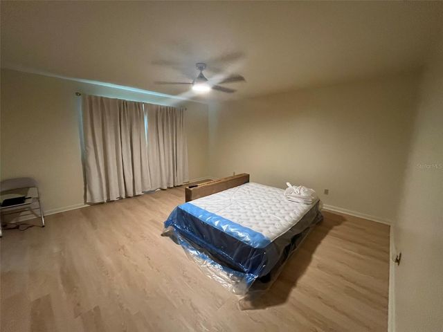 8863 SW 92ND LANE B, Ocala, FL 34481