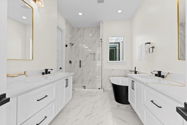 6818 Avenue F Unit A, Houston, TX 77011