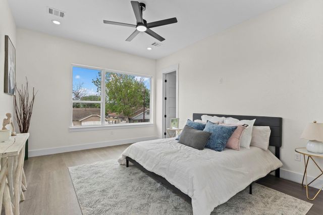 6818 Avenue F Unit A, Houston, TX 77011