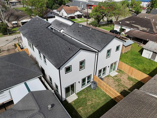 6818 Avenue F Unit A, Houston, TX 77011