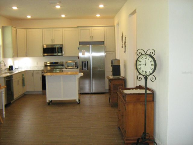 535 DOWLING CIRCLE, Lady Lake, FL 32159