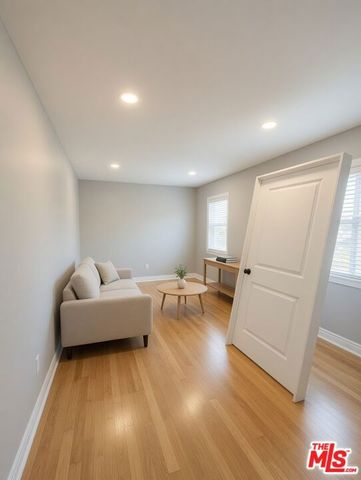 438 W Plymouth Street, Inglewood, CA 90302