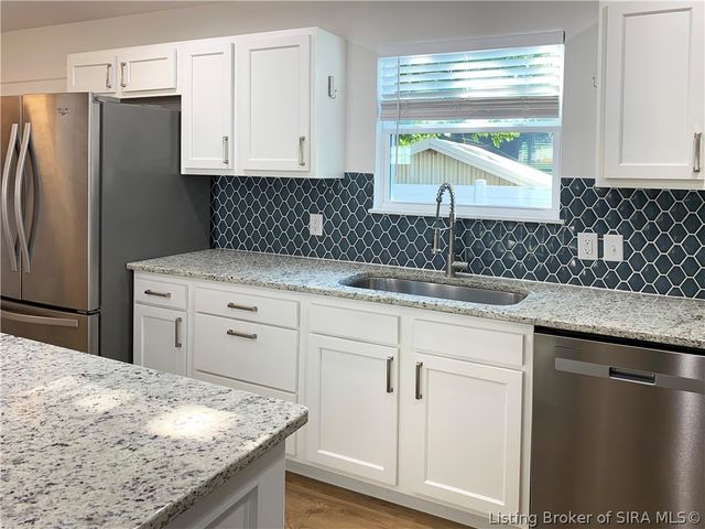 338 Berkley Road, Charlestown, IN 47111