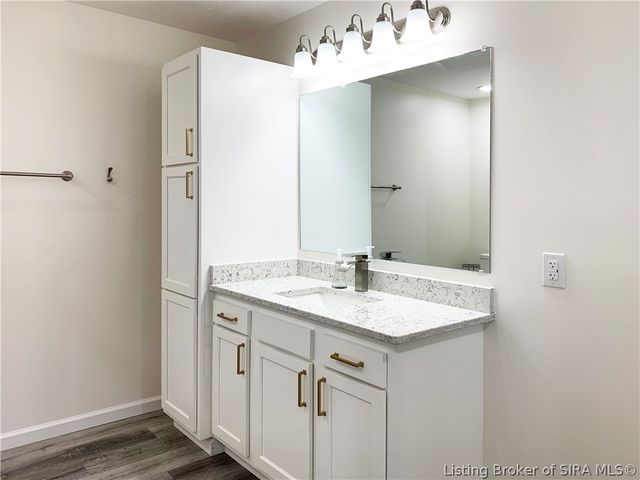 338 Berkley Road, Charlestown, IN 47111