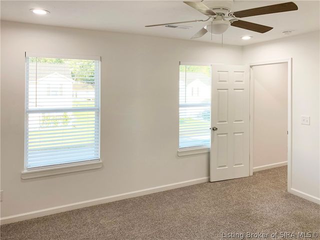 338 Berkley Road, Charlestown, IN 47111