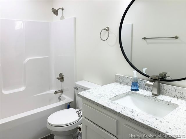 338 Berkley Road, Charlestown, IN 47111