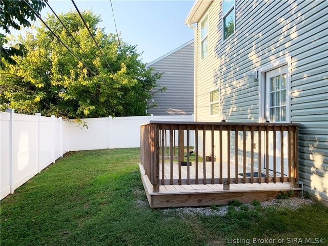 338 Berkley Road, Charlestown, IN 47111