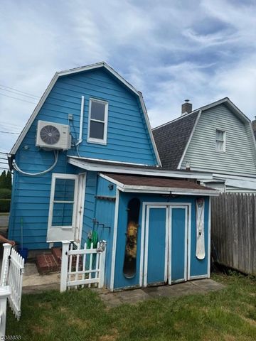 293 Lincoln St, Phillipsburg Town, NJ 08865