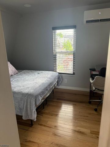 293 Lincoln St, Phillipsburg Town, NJ 08865
