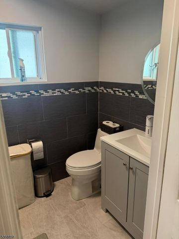 293 Lincoln St, Phillipsburg Town, NJ 08865