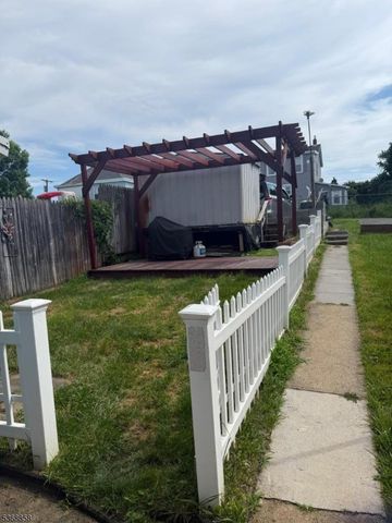 293 Lincoln St, Phillipsburg Town, NJ 08865