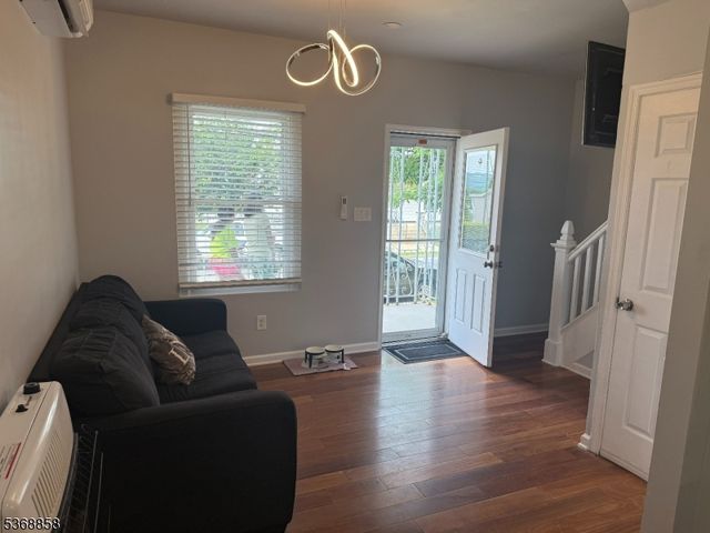 293 Lincoln St, Phillipsburg Town, NJ 08865