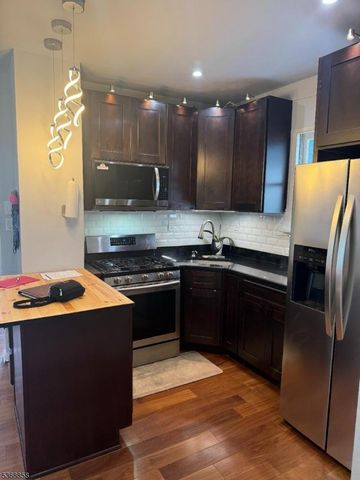 293 Lincoln St, Phillipsburg Town, NJ 08865