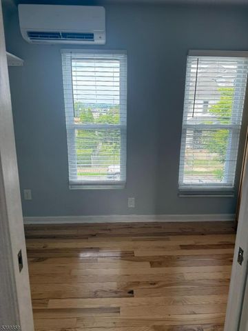 293 Lincoln St, Phillipsburg Town, NJ 08865
