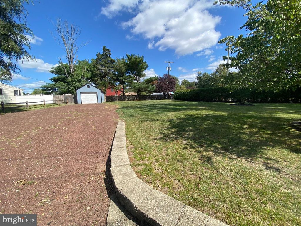 NEW FREEDOM RD, Clementon, NJ 08021
