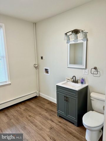 22-24 N LINCOLN ST, Palmyra, PA 17078