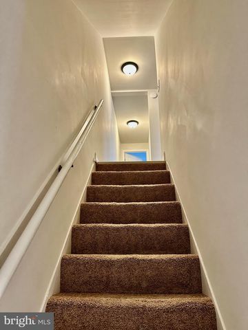 22-24 N LINCOLN ST, Palmyra, PA 17078