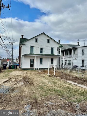 22-24 N LINCOLN ST, Palmyra, PA 17078