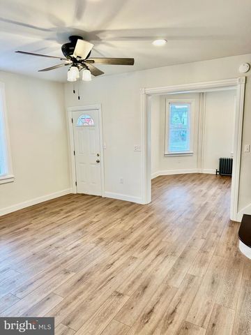 22-24 N LINCOLN ST, Palmyra, PA 17078