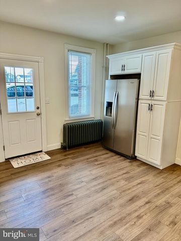 22-24 N LINCOLN ST, Palmyra, PA 17078