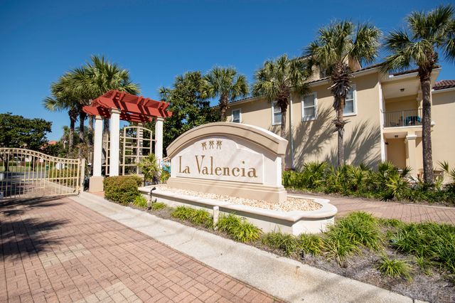 411 La Valencia Circle, Panama City Beach, FL 32413