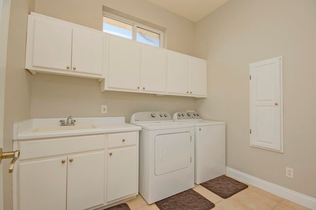 411 La Valencia Circle, Panama City Beach, FL 32413