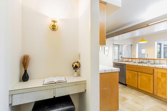 882 Maranta Avenue, Sunnyvale, CA 94087