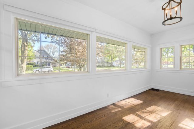 318 E Pokagon Street, South Bend, IN 46617