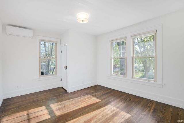 318 E Pokagon Street, South Bend, IN 46617
