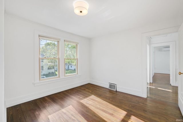 318 E Pokagon Street, South Bend, IN 46617
