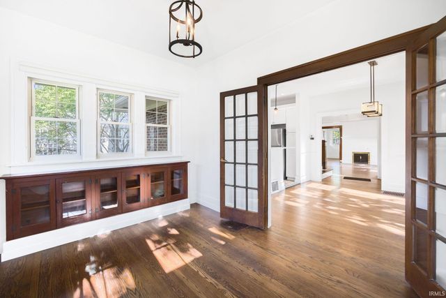 318 E Pokagon Street, South Bend, IN 46617