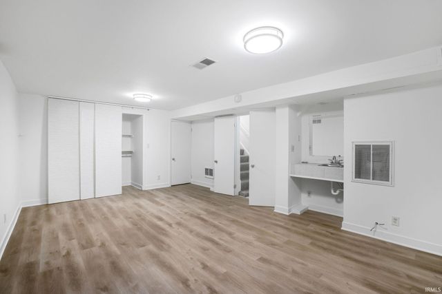 318 E Pokagon Street, South Bend, IN 46617
