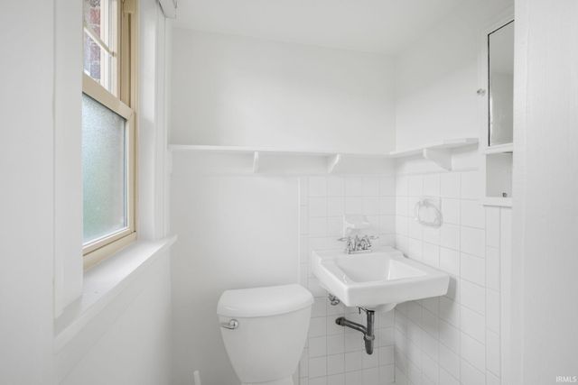 318 E Pokagon Street, South Bend, IN 46617