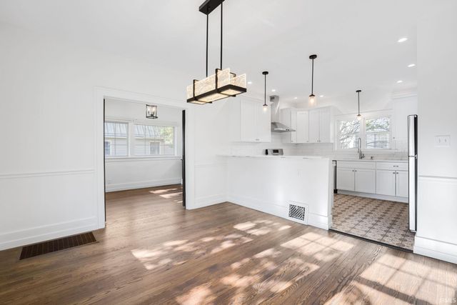 318 E Pokagon Street, South Bend, IN 46617