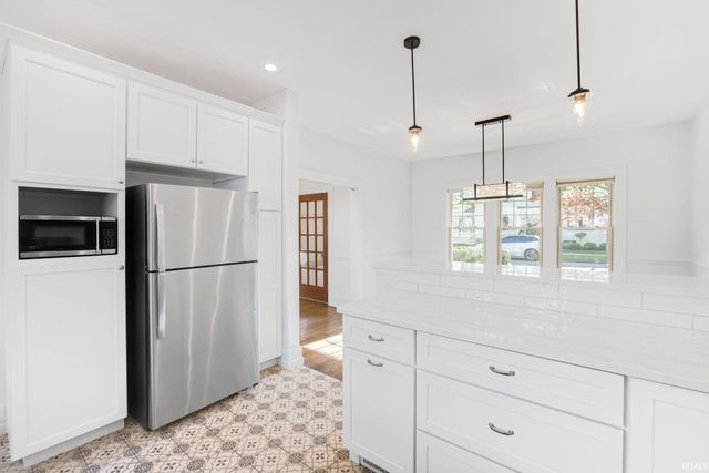 318 E Pokagon Street, South Bend, IN 46617